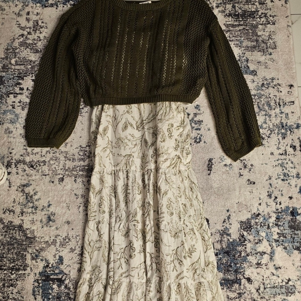 Martha Stewart Olive Green and Cream Maxi Dress